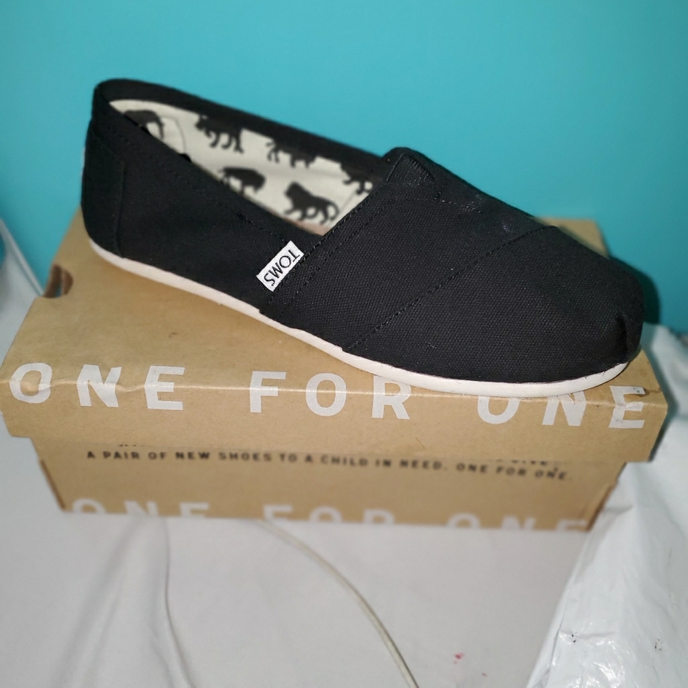 Toms shoes